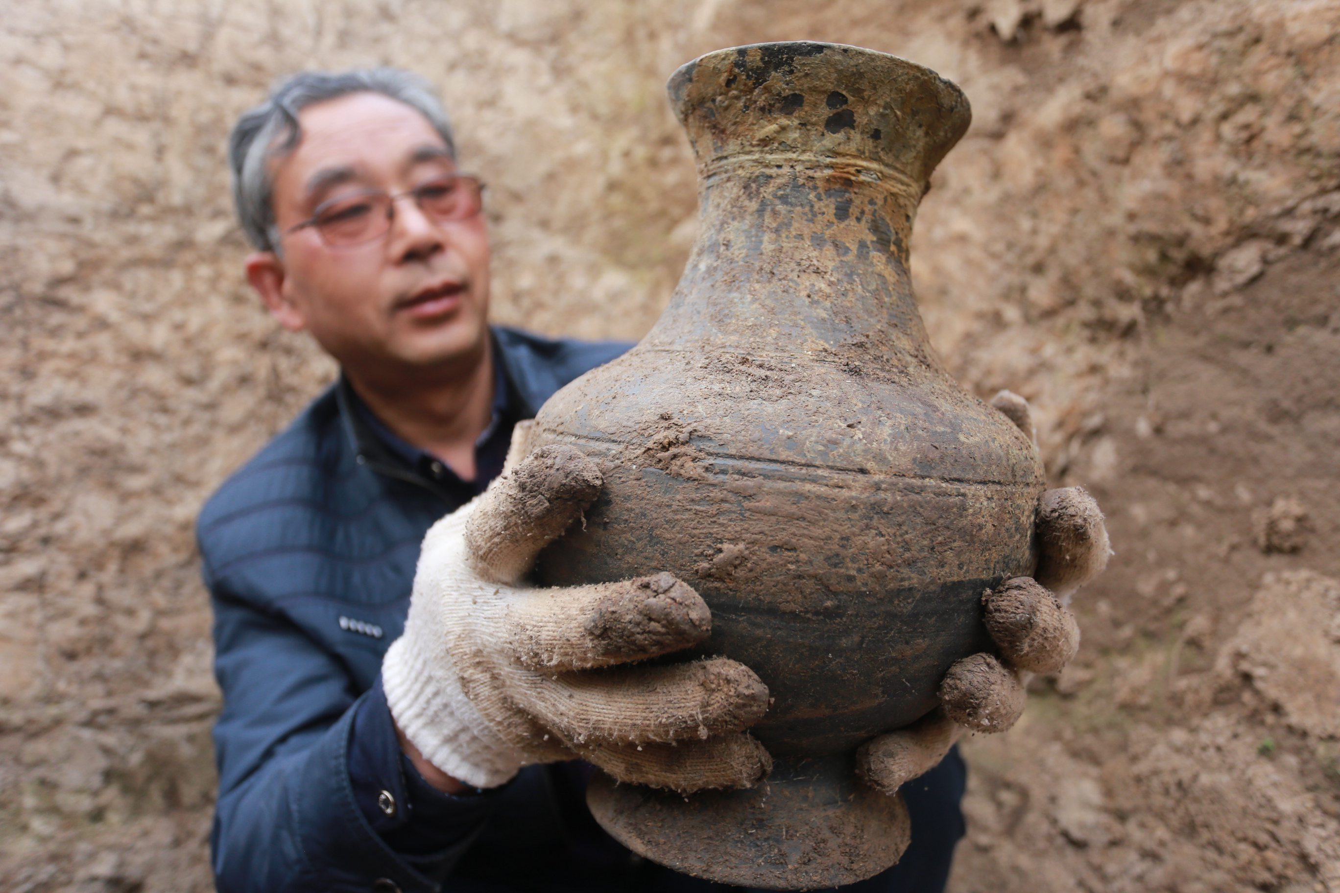 新石器时代良渚文化玉串饰出土于花厅遗址M60位置