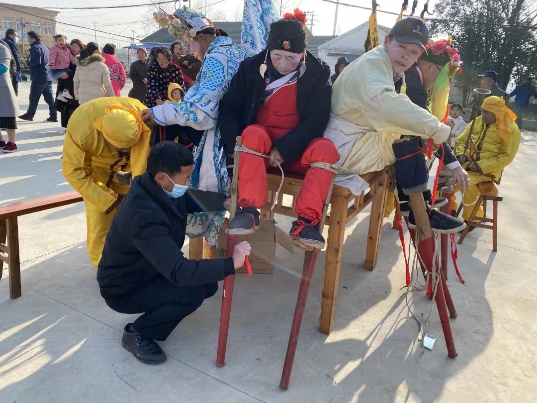 大年三十除夕夜，高淳登上央视新闻联播，沛桥高跷展非遗风采